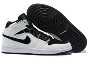 Jordan 1 Mid 065